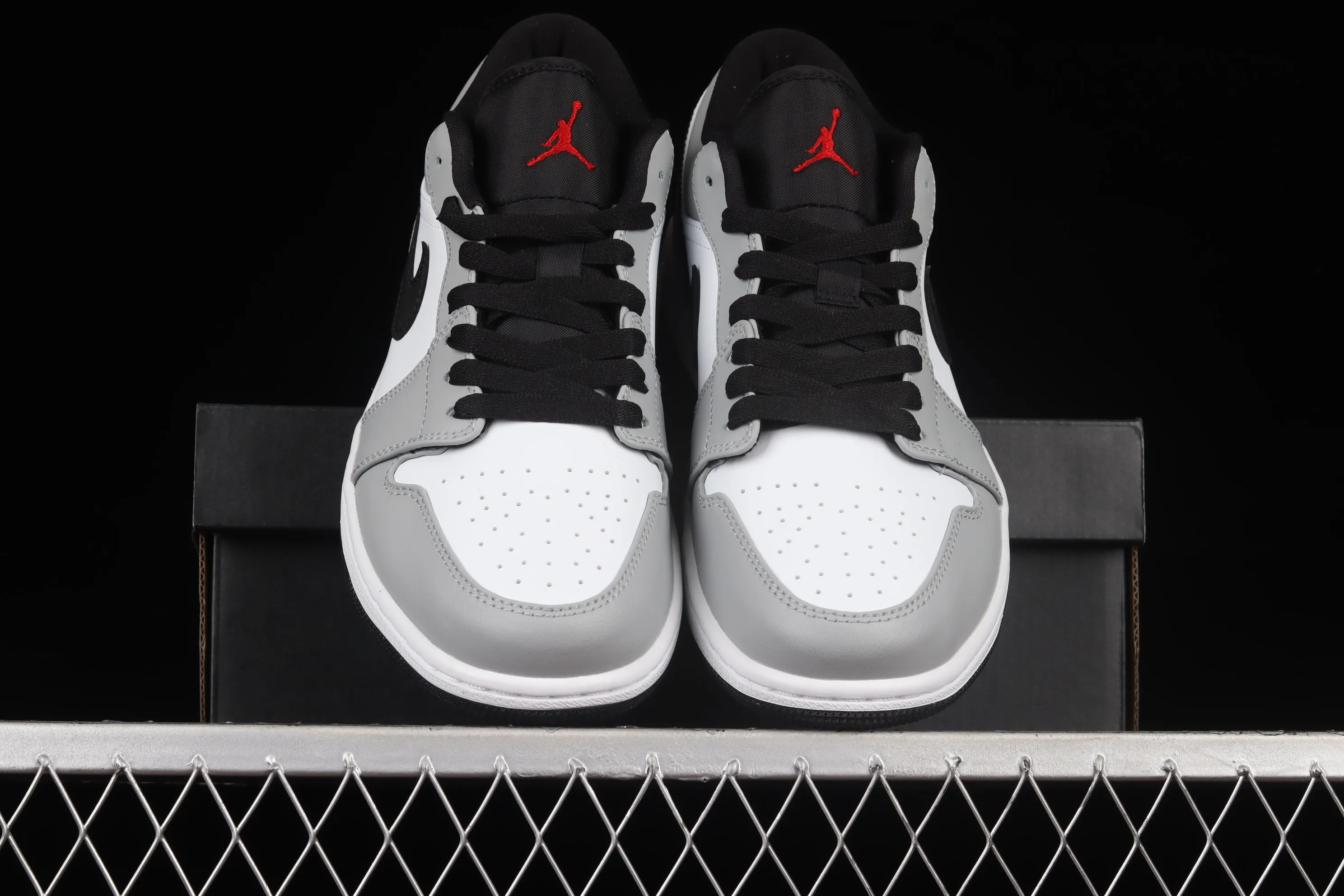 All categories Air Jordan Jordan series basketball shoes Air Jordan 1 Low G version pure original Air Jordan 1 Low "Light Smoke Grey" AJ1 Joe 1 Little Dior Smoke Gray 553558-030
